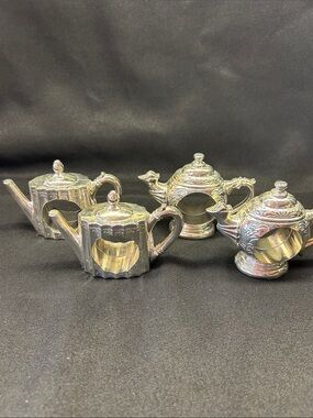 Vintage Godinger silver-plated teapot napkin rings. Set of 4